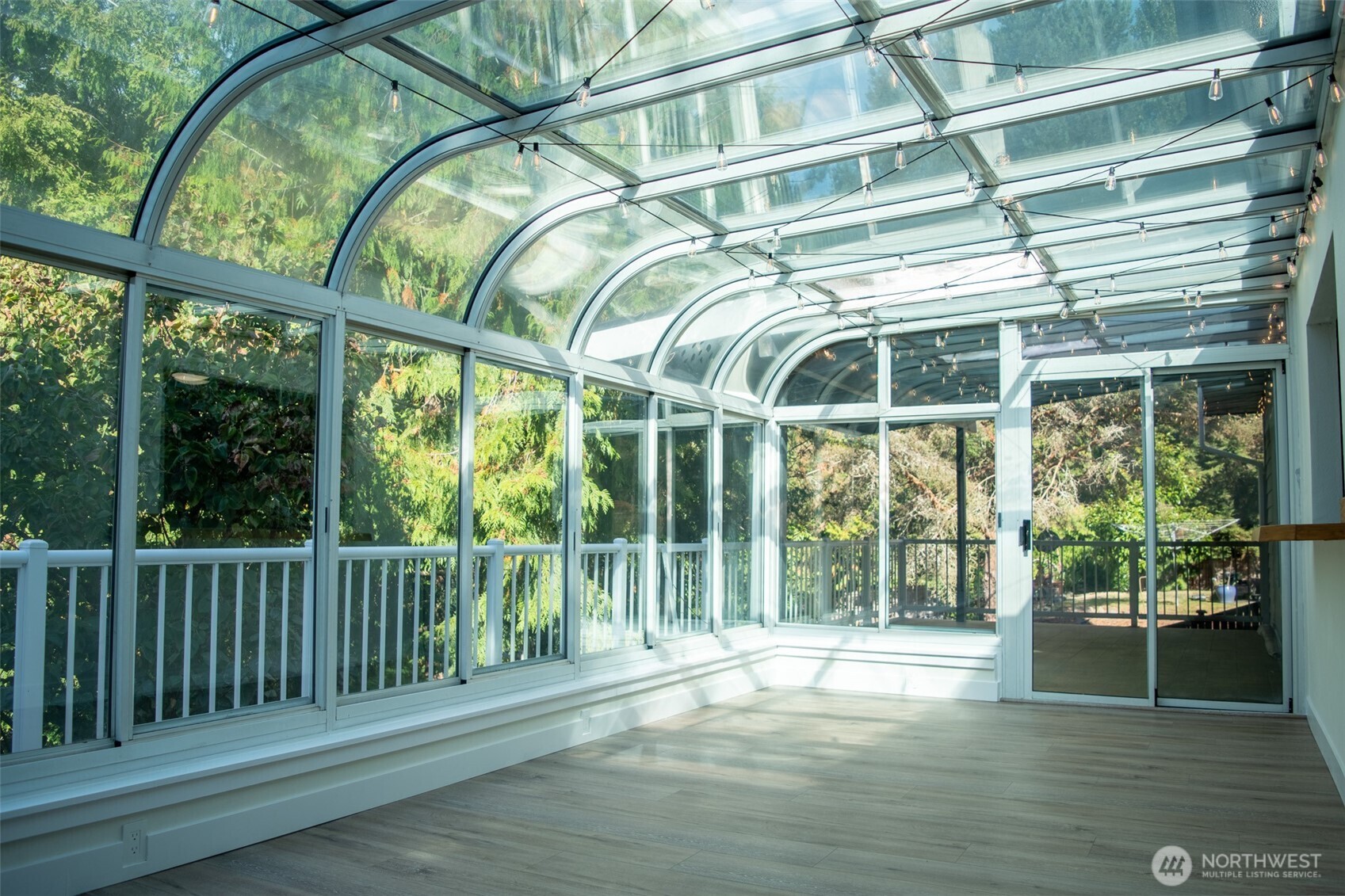 Solarium - Main Floor