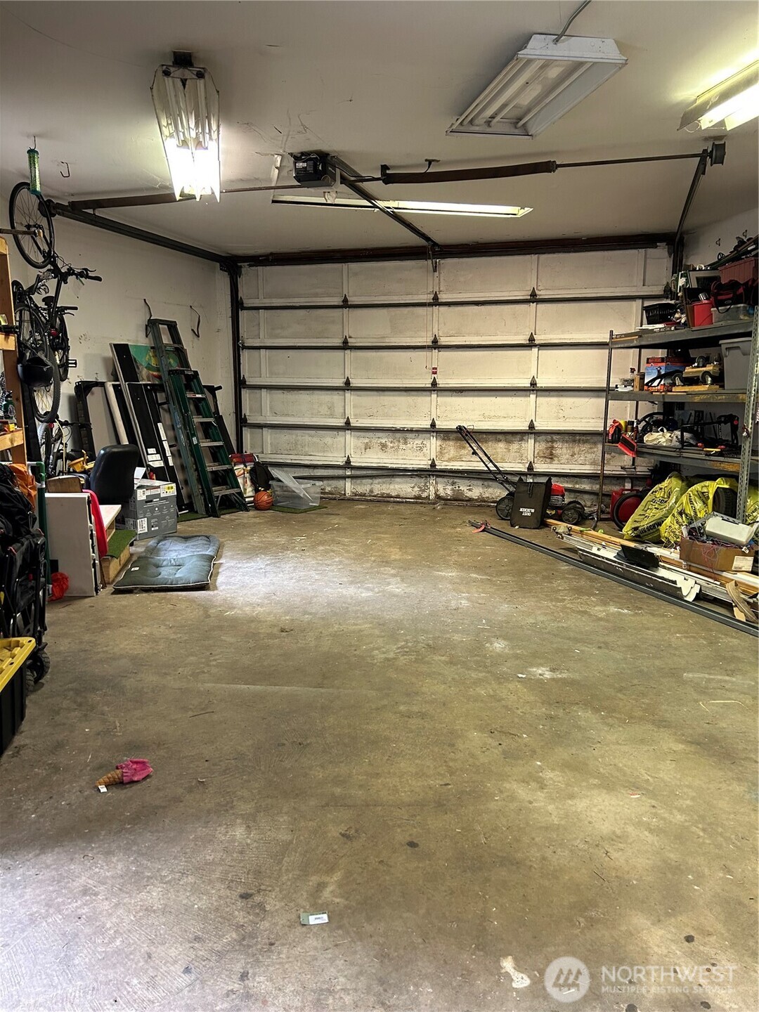Interior of shop with 11ft height ceilings.