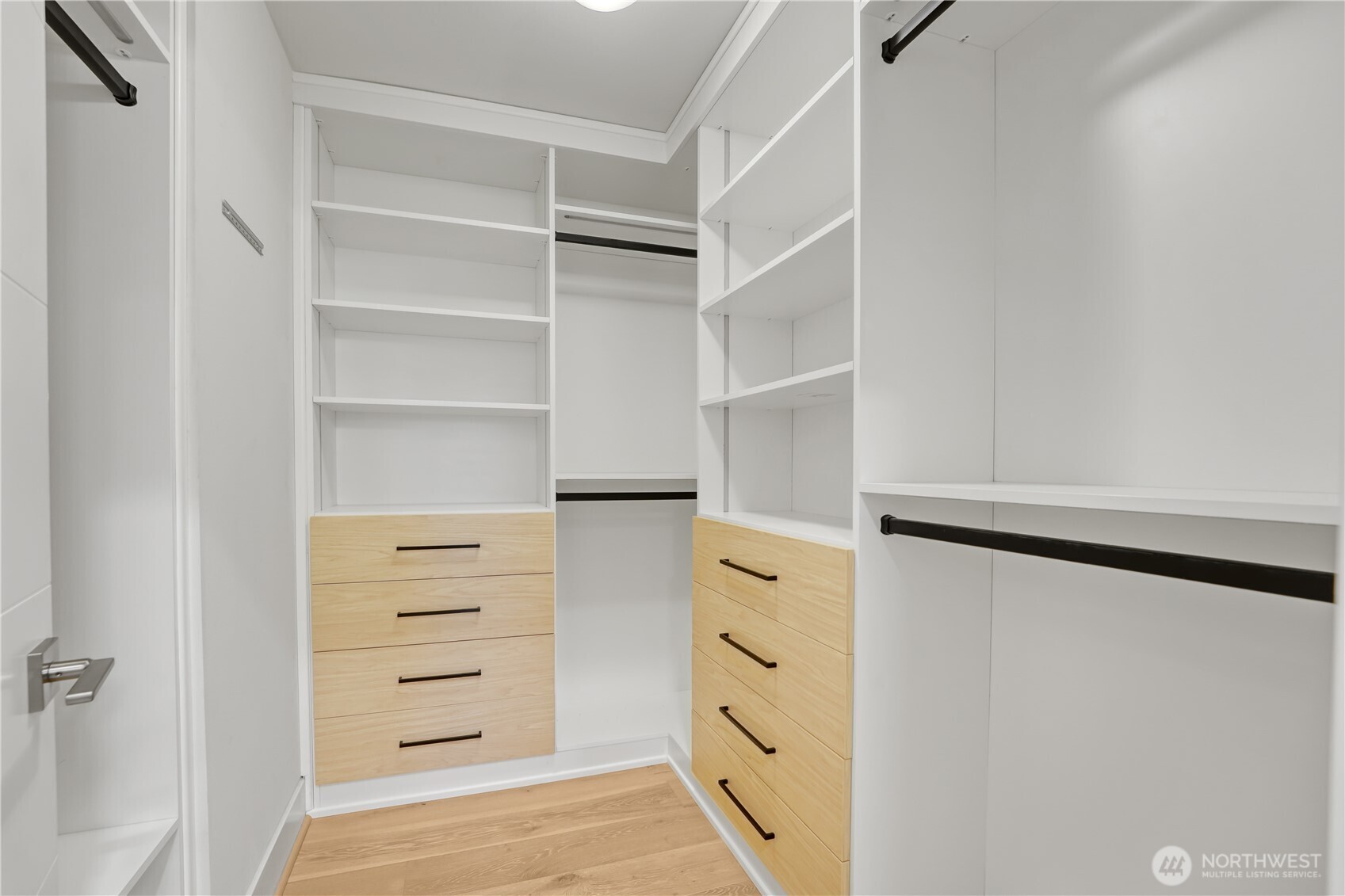 With abundant room and smart storage solutions, it offers both practicality and elegance for everyday living.