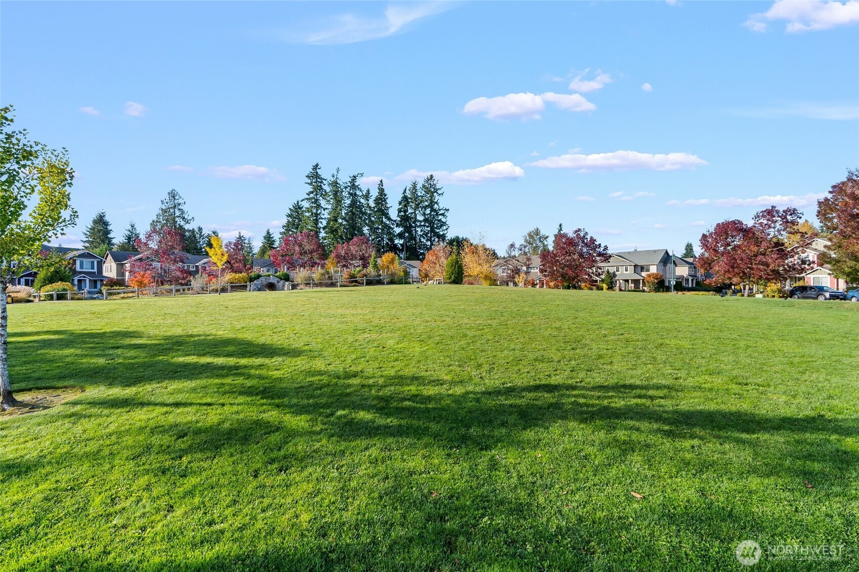 Huge perfectly manicured grassy area  for play.