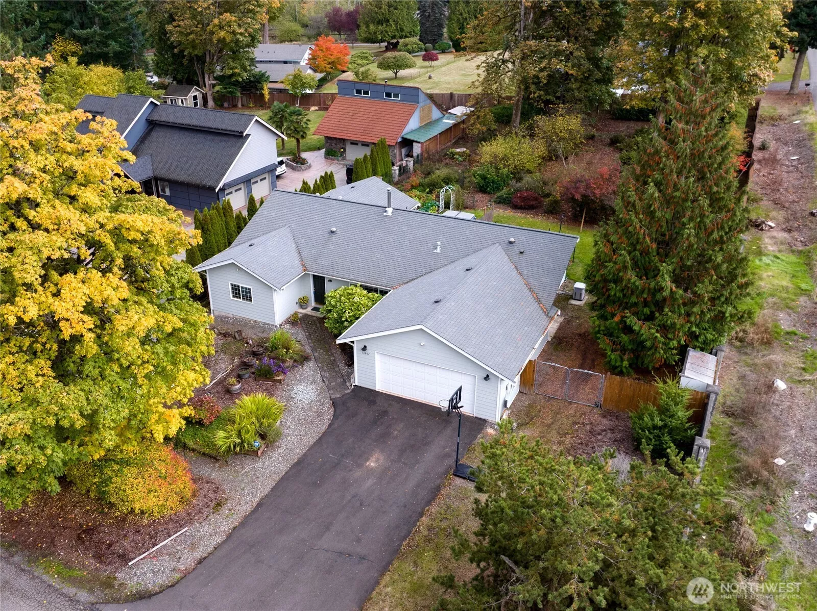 Welcome to this beautiful single-level home on over half an acre! Welcome to this beautiful single-level home on over half an acre!