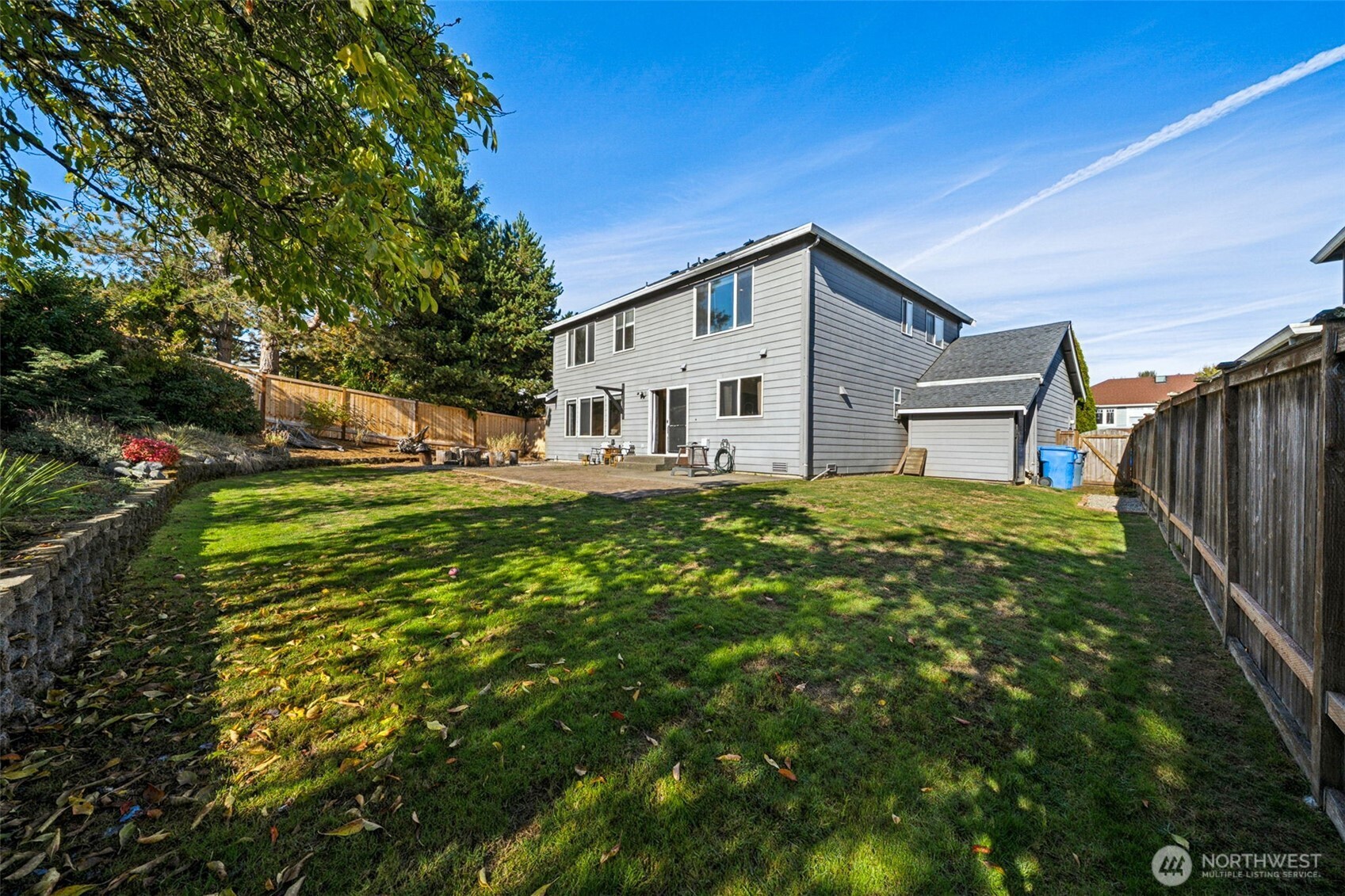 Fully fenced large backyard privacy