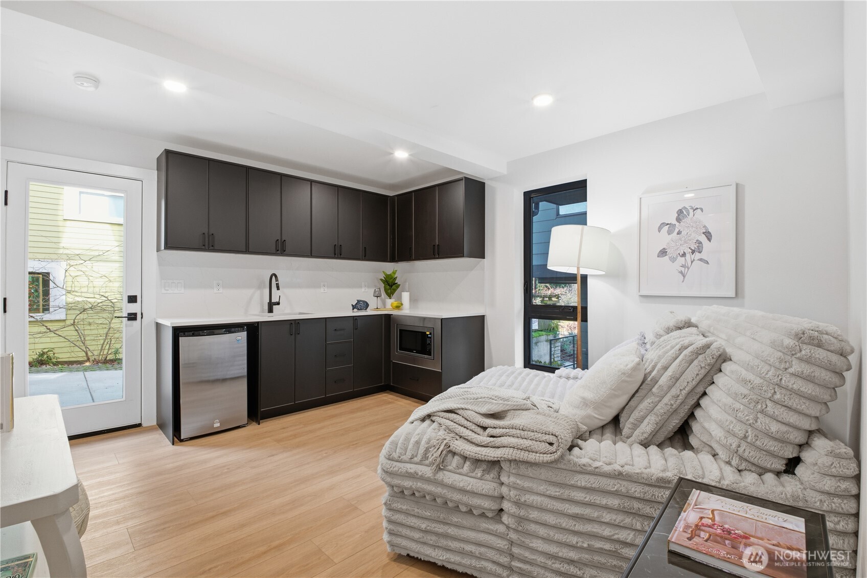 Lower Level Living Room & Kitchenette
