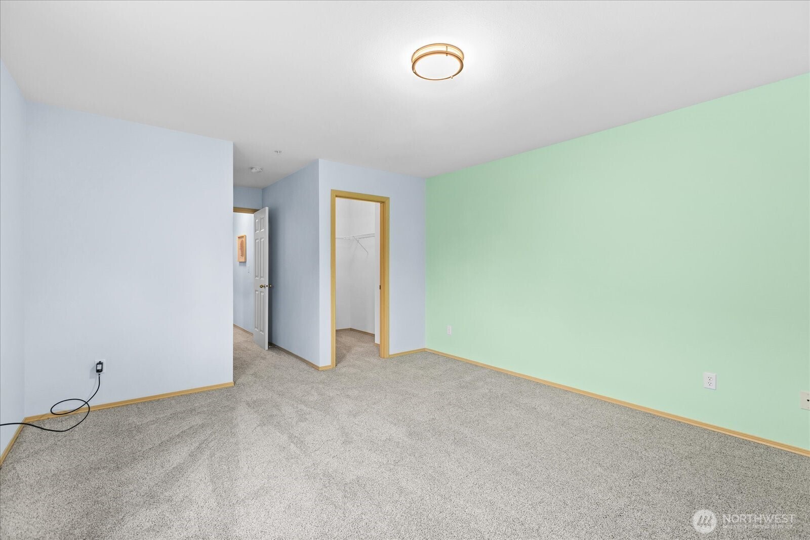 2nd of 2 guest rooms
