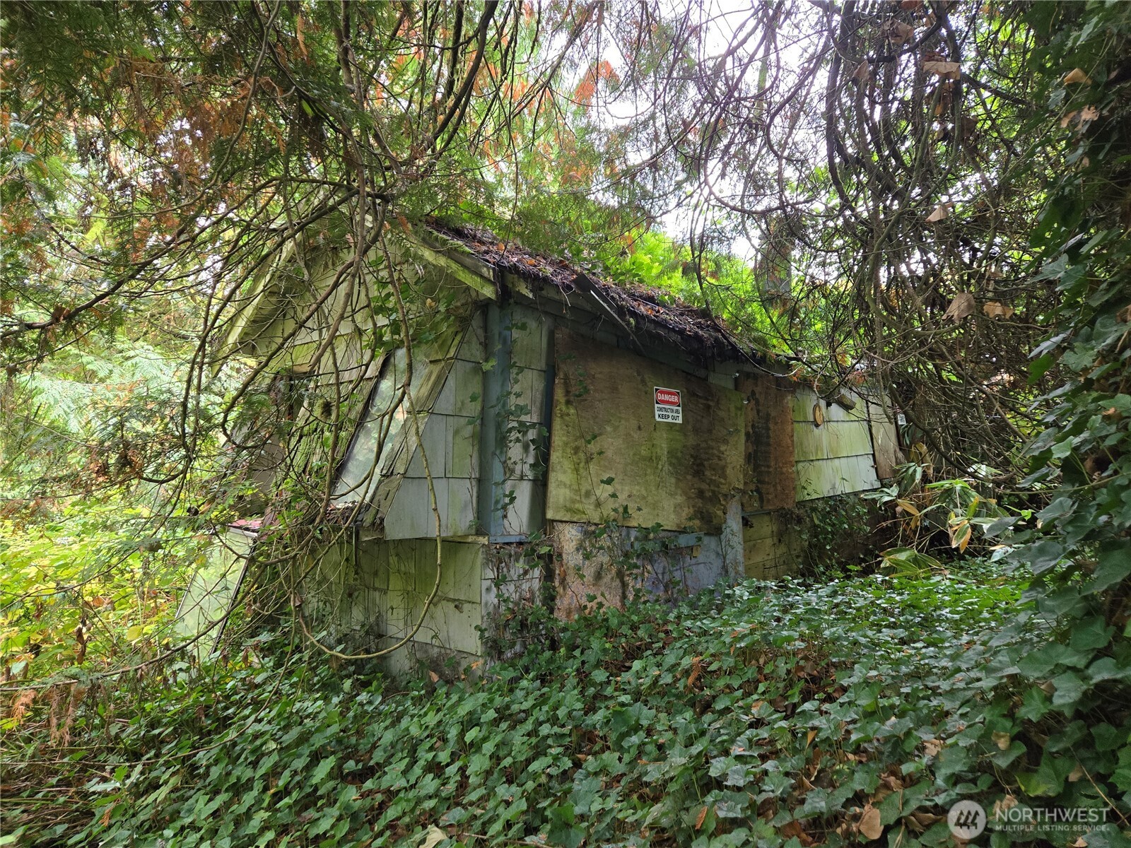 Existing concrete apron