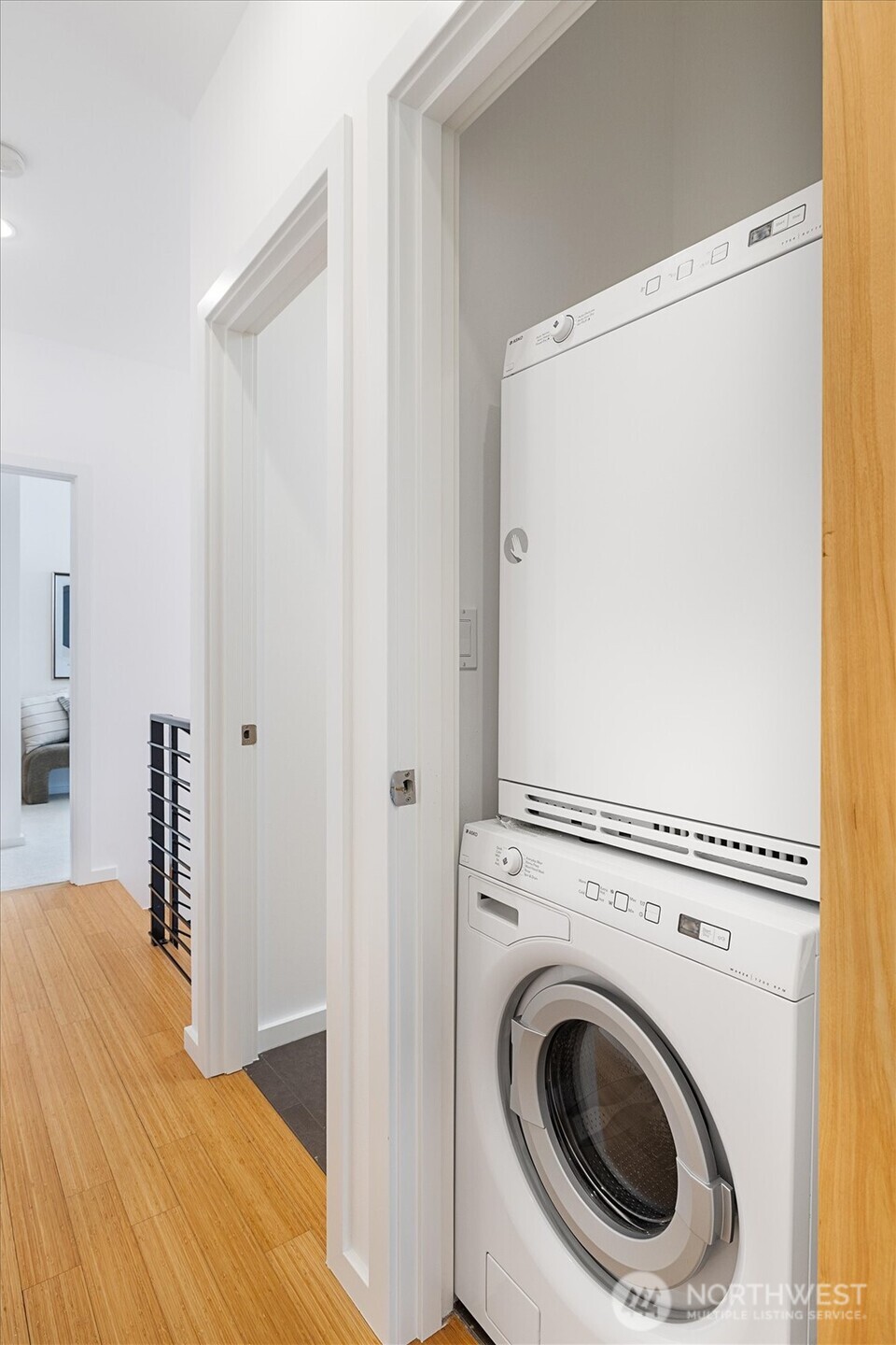 Added convenience: Upstairs laundry area!