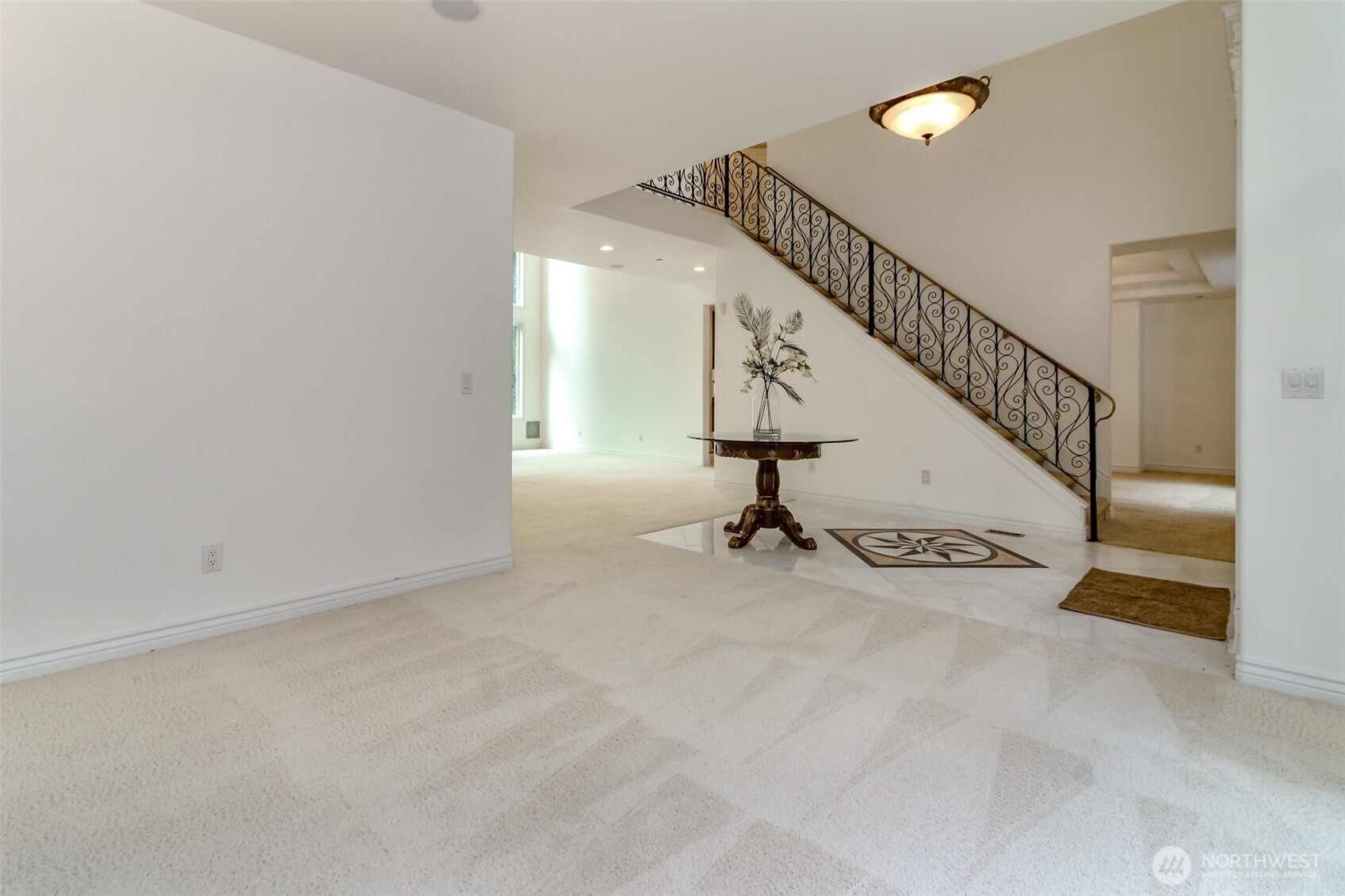 View from Living into entry