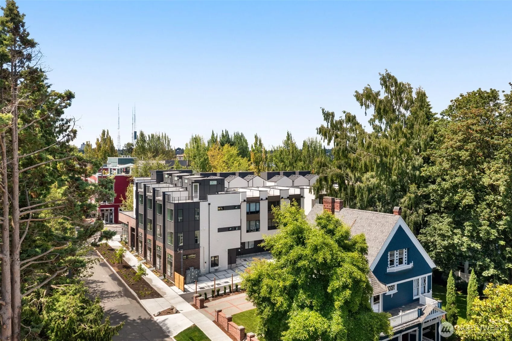 Welcome to Madrona & Spring by Ashworth Homes – A stunning modern community tucked into one of Seattle’s most vibrant and walkable neighborhoods, blending sharp design with timeless charm.