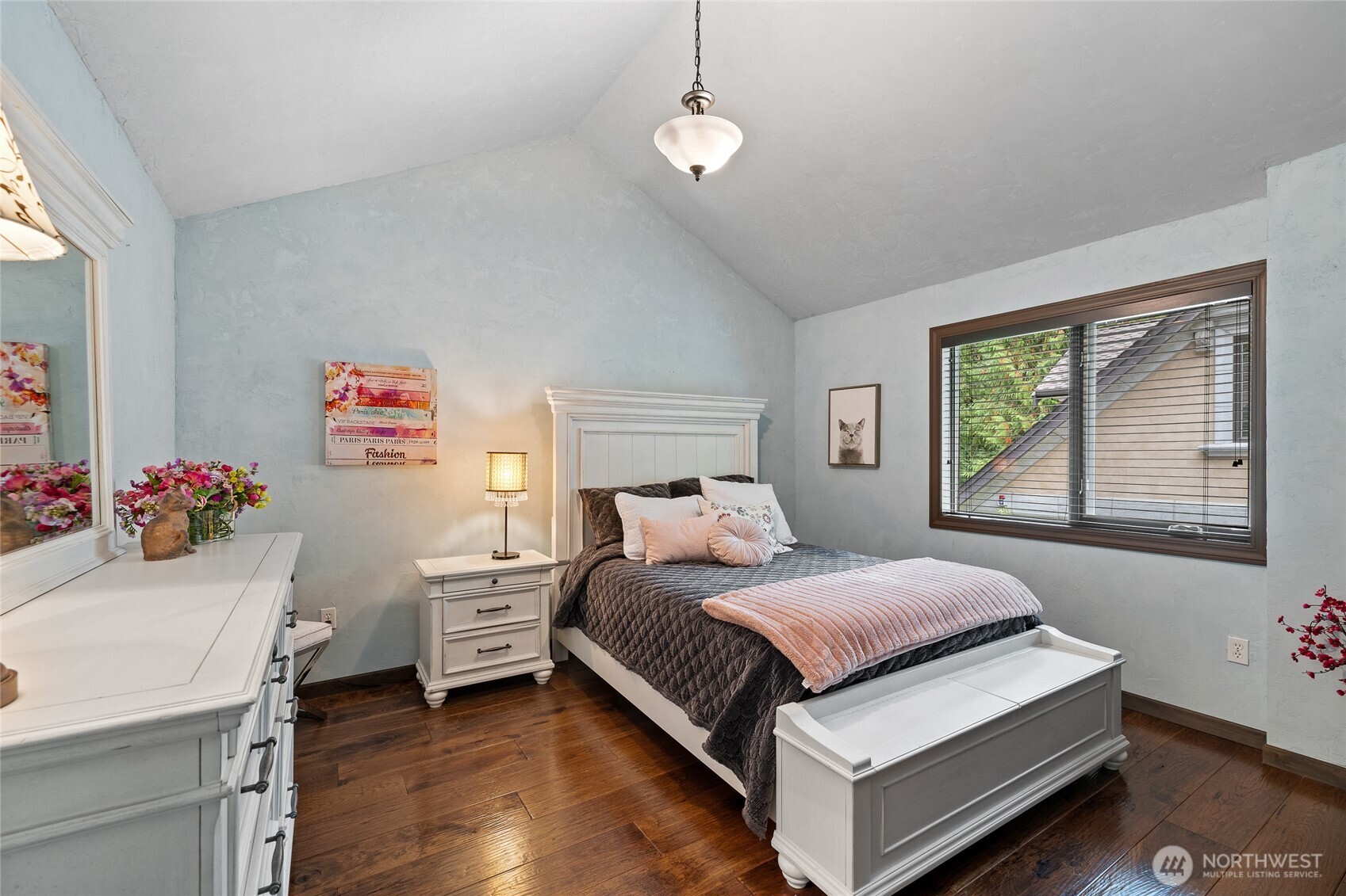 Upper Floor ~ Full Bathroom #3