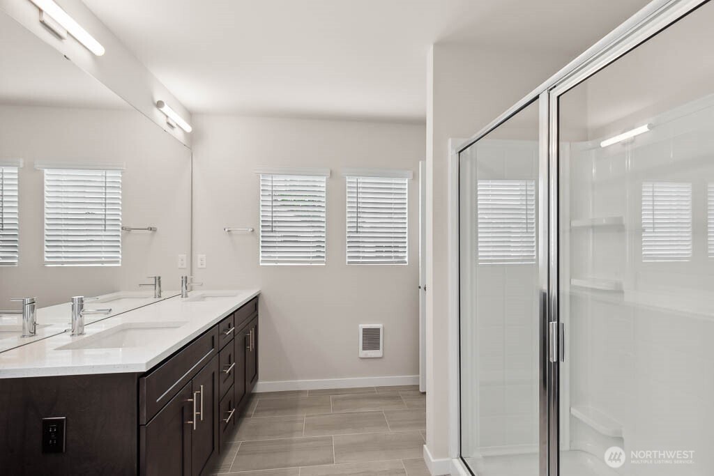 Photos are for representation only.  Features, colors, and selections may differ from photograph. See site agent for details.