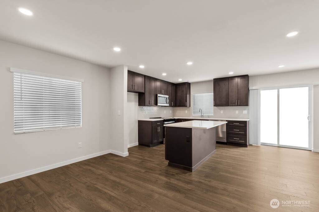 Photos are for representation only.  Features, colors, and selections may differ from photograph. See site agent for details.