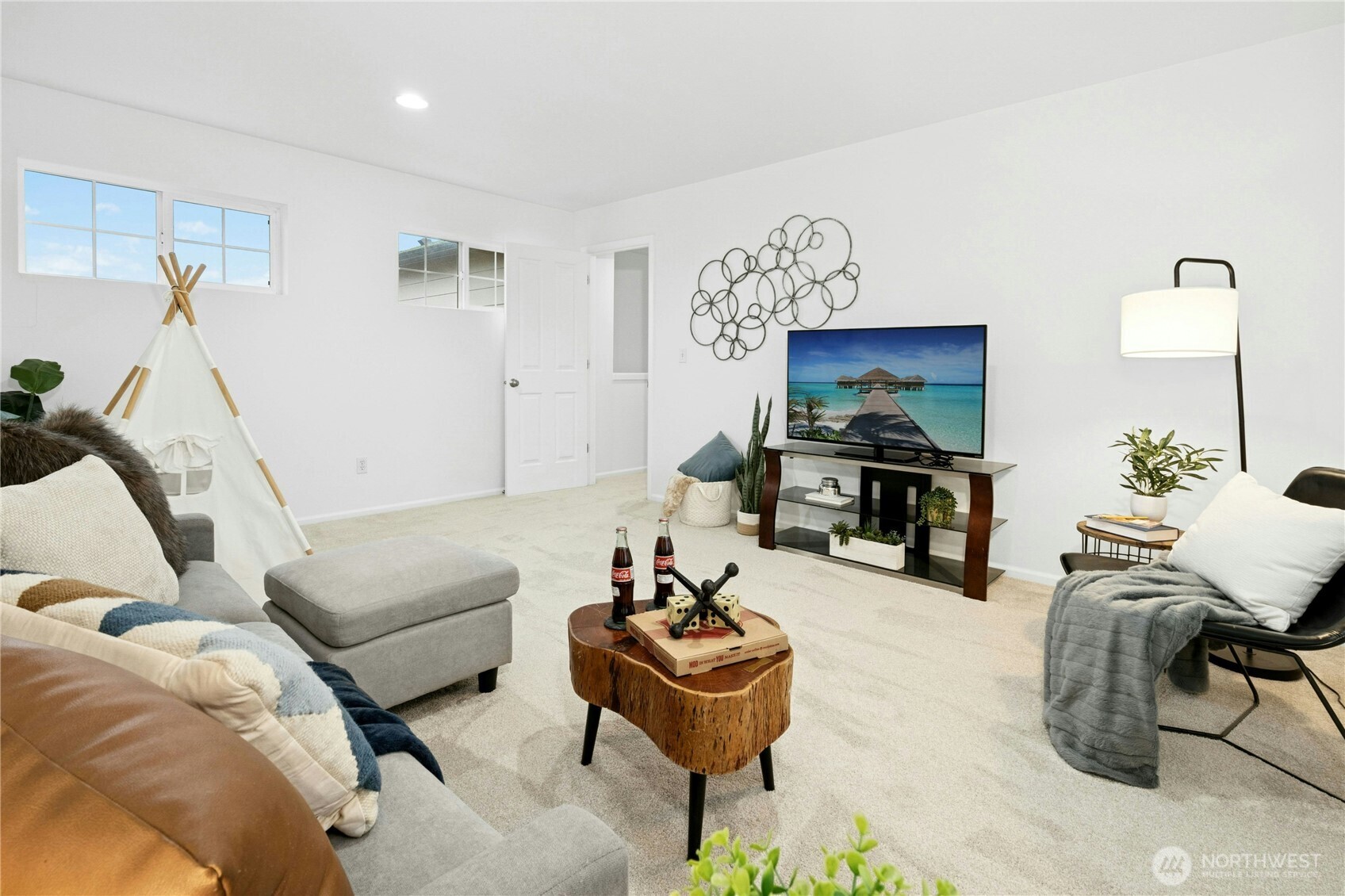 Spacious Bonus Room.