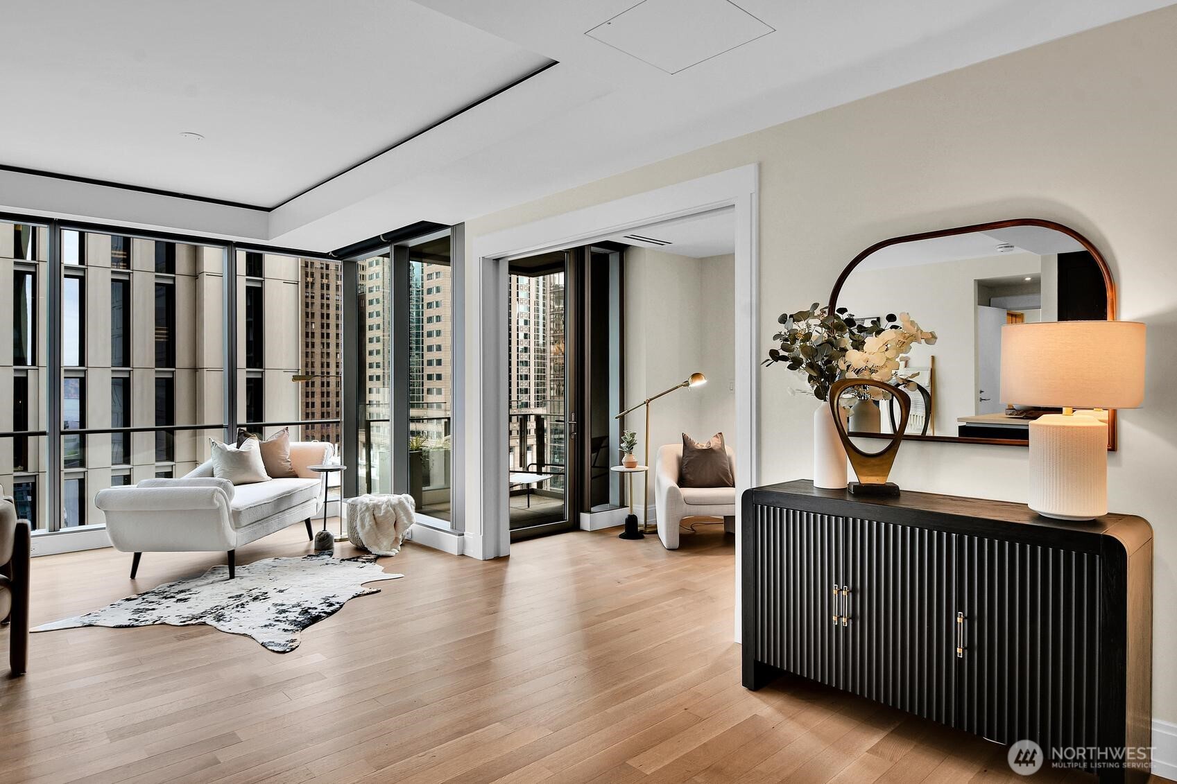 Entry foyer in Unit 1205