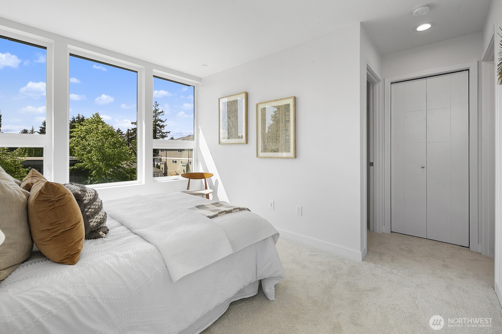 Photos are of model home 8825C. Finishes and floorplans may vary.