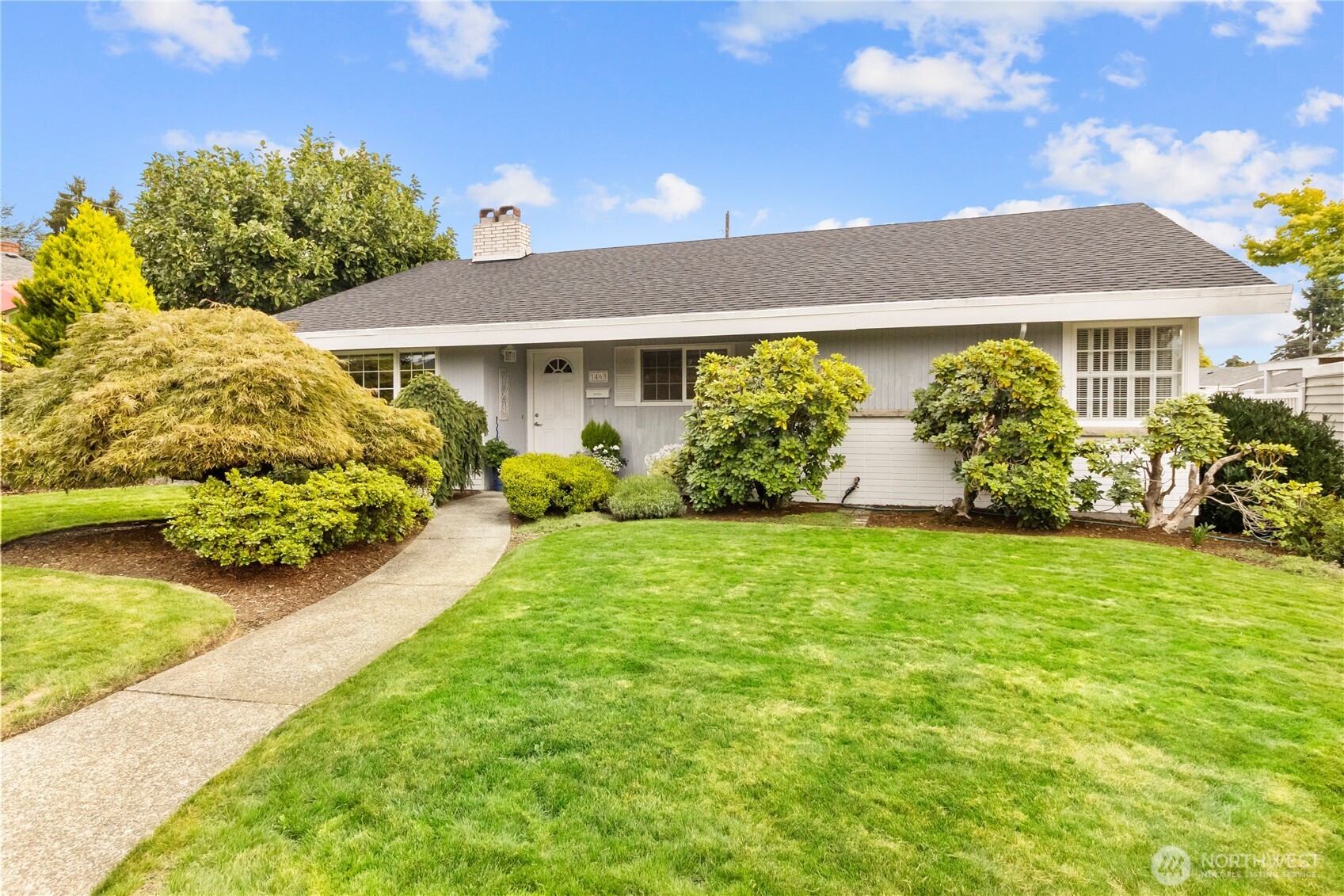 Welcome 1463 N Winnifred.