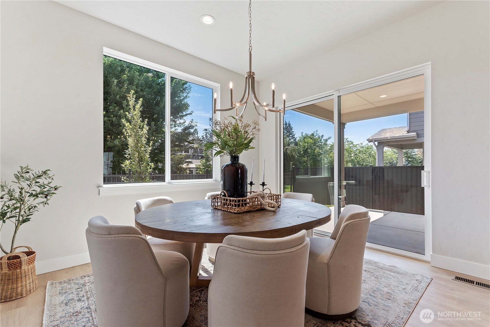 This photo/rendering is provided for illustrative purposes only. It does not depict the actual property, finishes, or furnishings, which may differ.