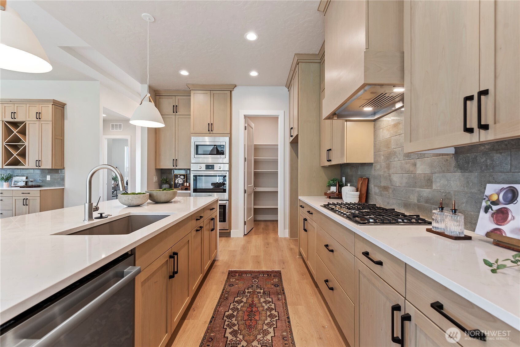 This photo/rendering is provided for illustrative purposes only. It does not depict the actual property, finishes, or furnishings, which may differ.