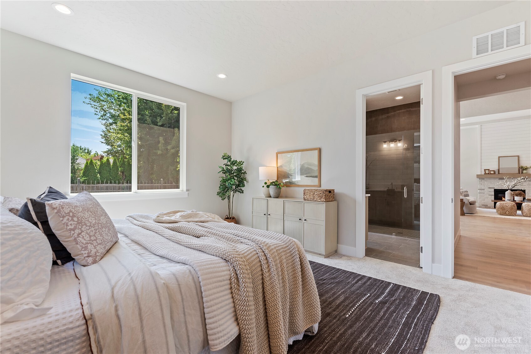 This photo/rendering is provided for illustrative purposes only. It does not depict the actual property, finishes, or furnishings, which may differ.