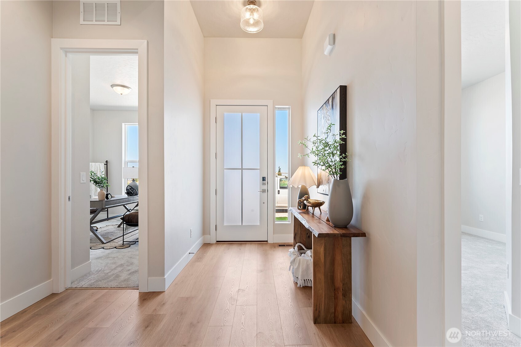 This photo/rendering is provided for illustrative purposes only. It does not depict the actual property, finishes, or furnishings, which may differ.