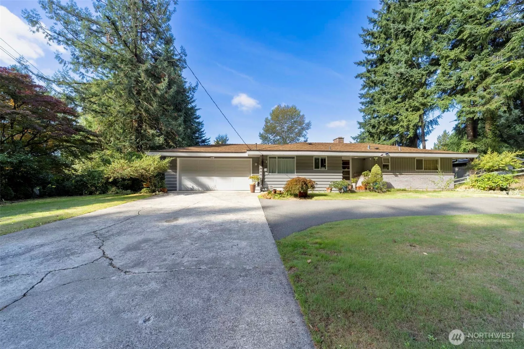 Front of home, facing Bridle Trails park