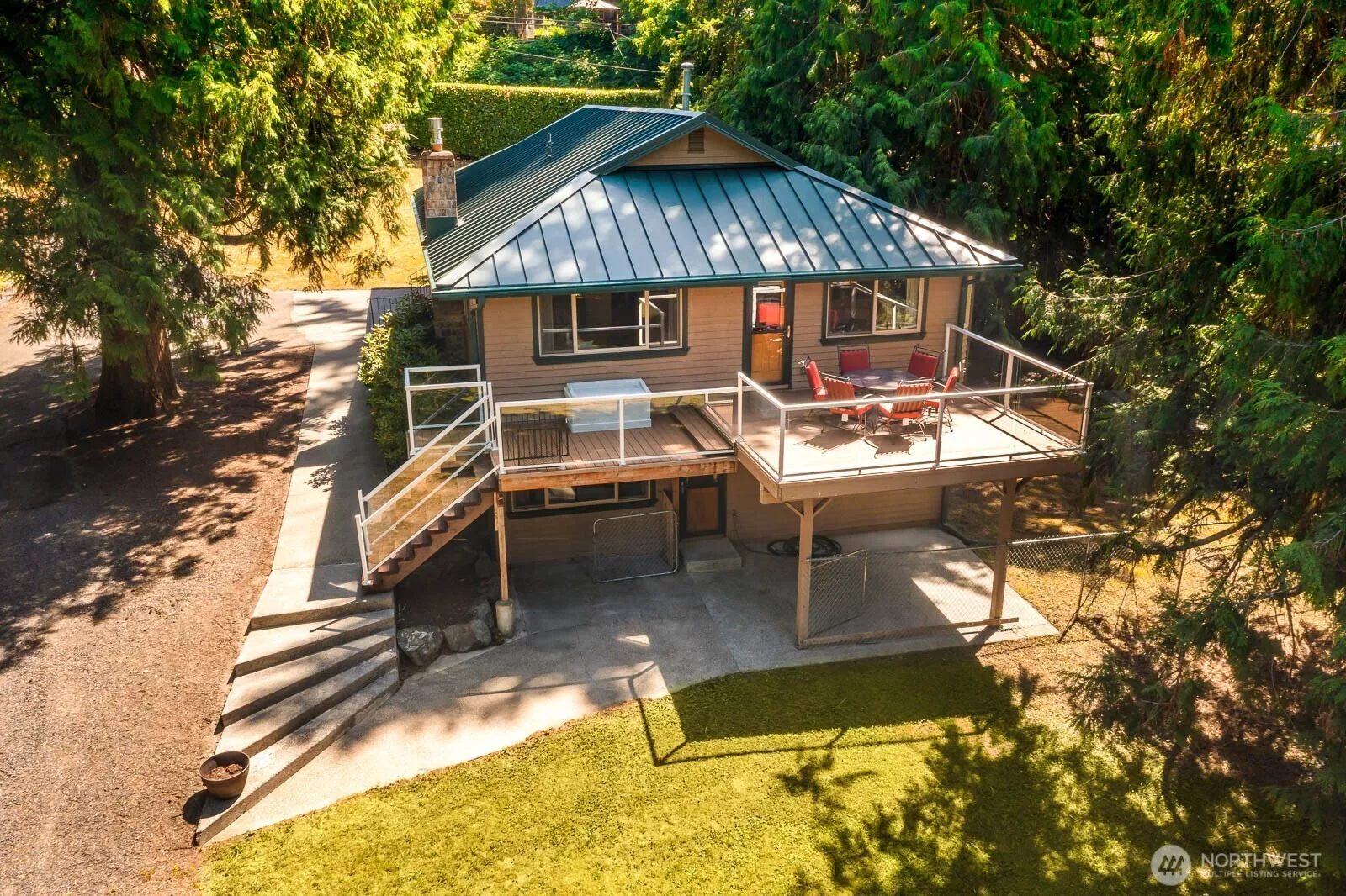 Welcome to your private sanctuary in Kenmore.  Incredible opportunity on this expansive lot to make this home your own.  Need some space, need a shop, need a well maintained home that sits minutes away from Bothell, Lake City Way with easy access to I5?  Close to shopping, easy in and out - really a unique find.