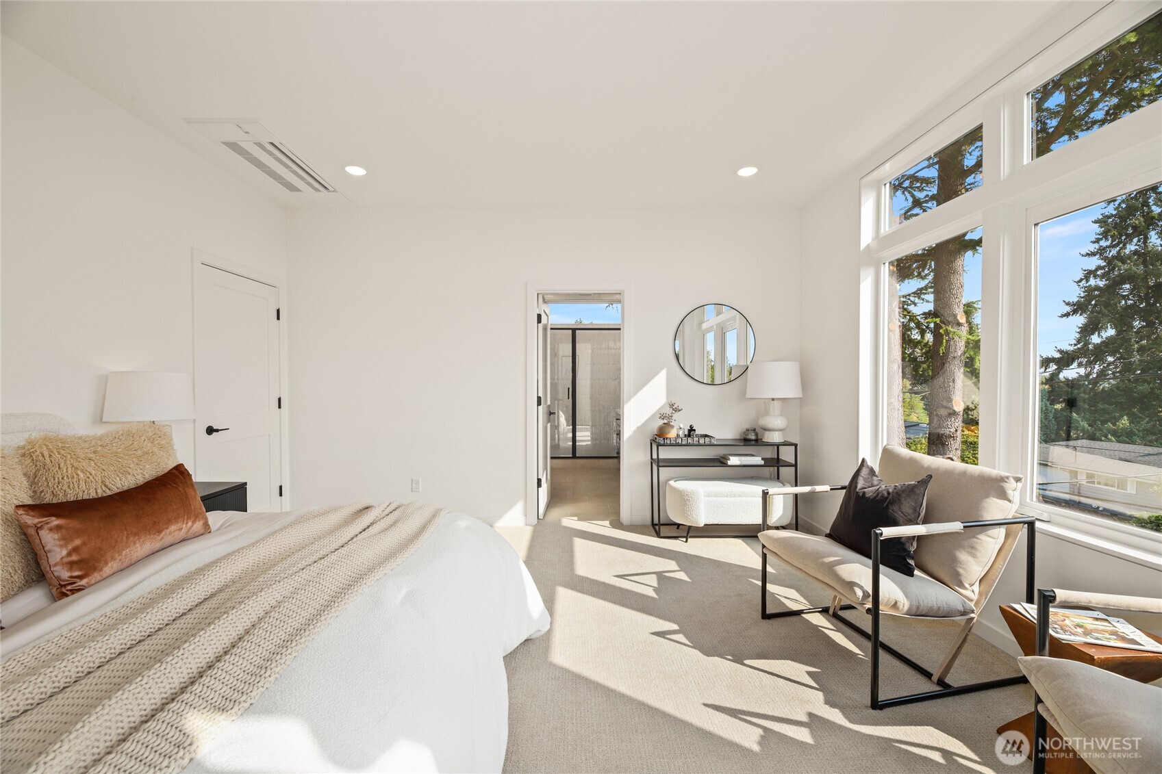 Spacious primary bedroom.