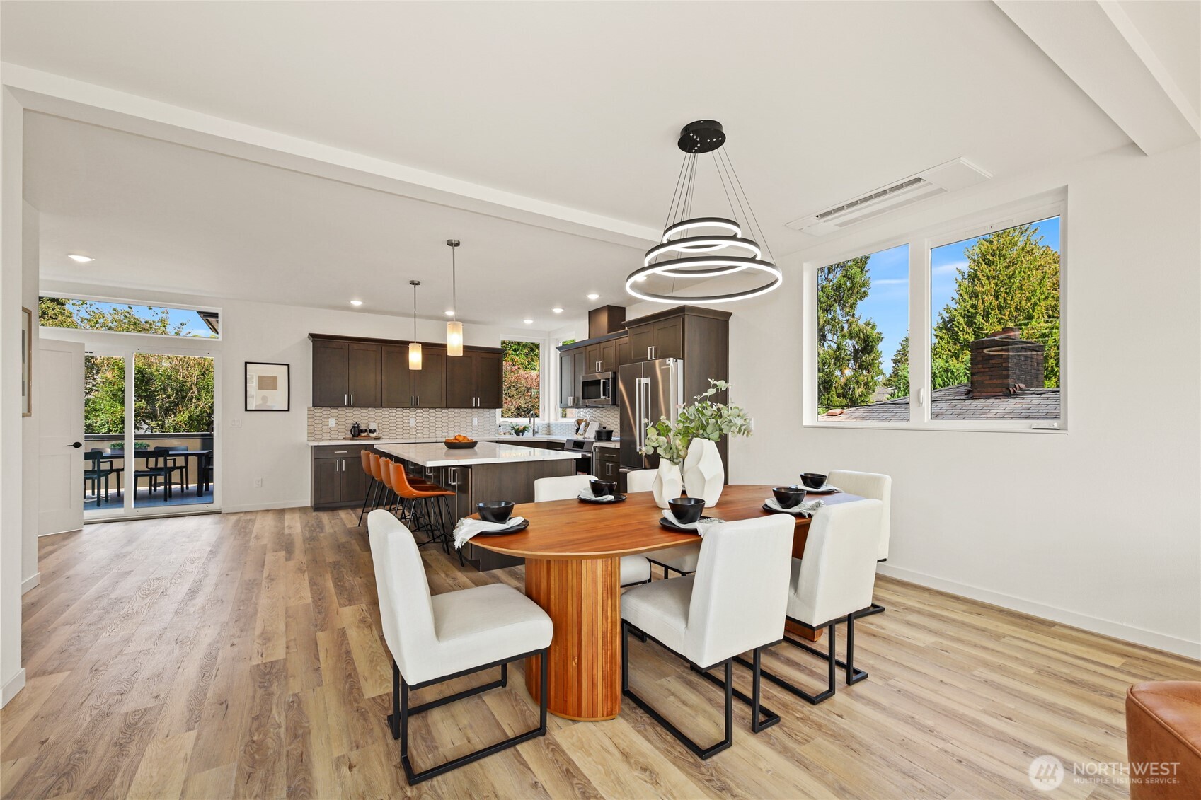 Large windows provide views of the Cascade Mts and add lots of light to the home.