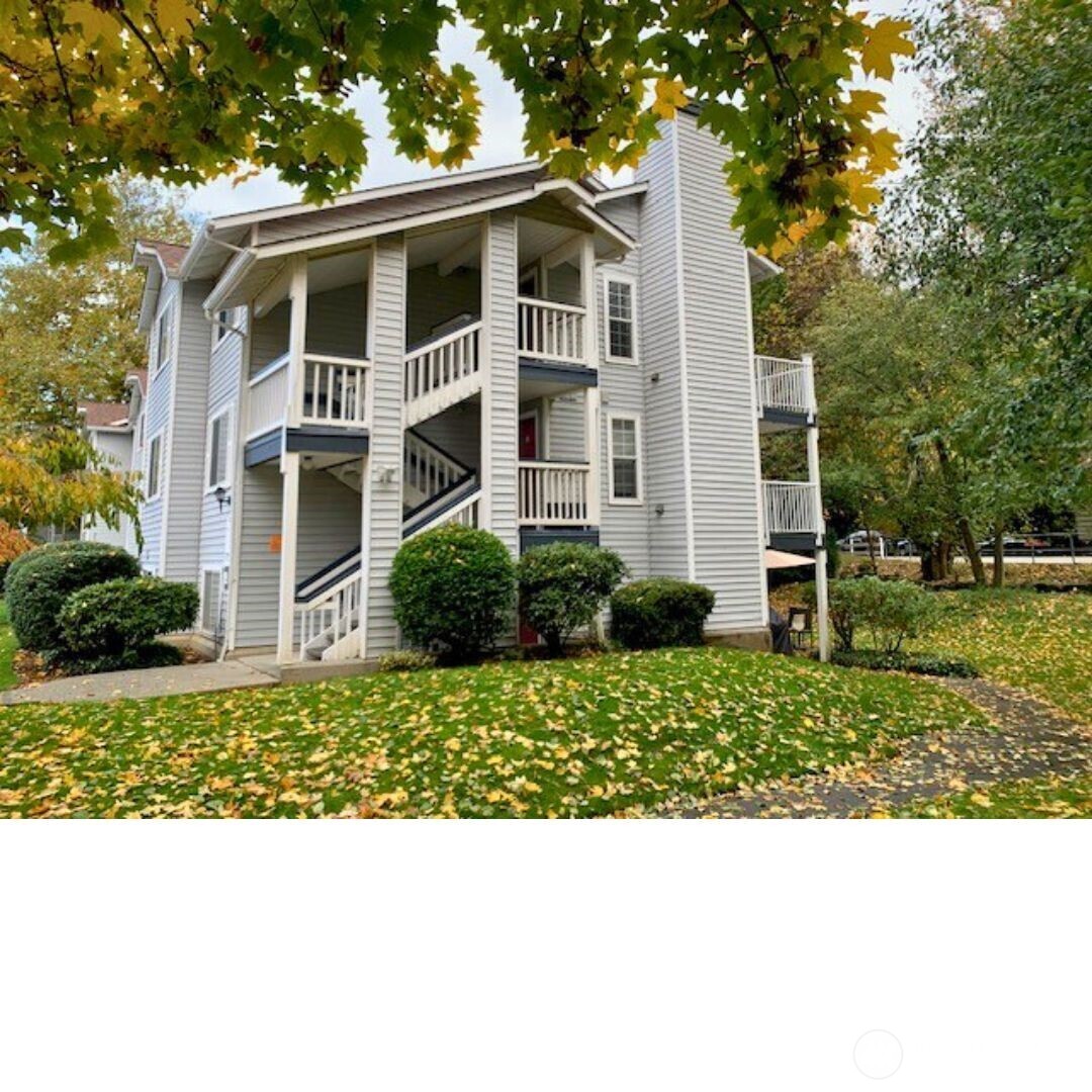 View from the side, lots of open space.