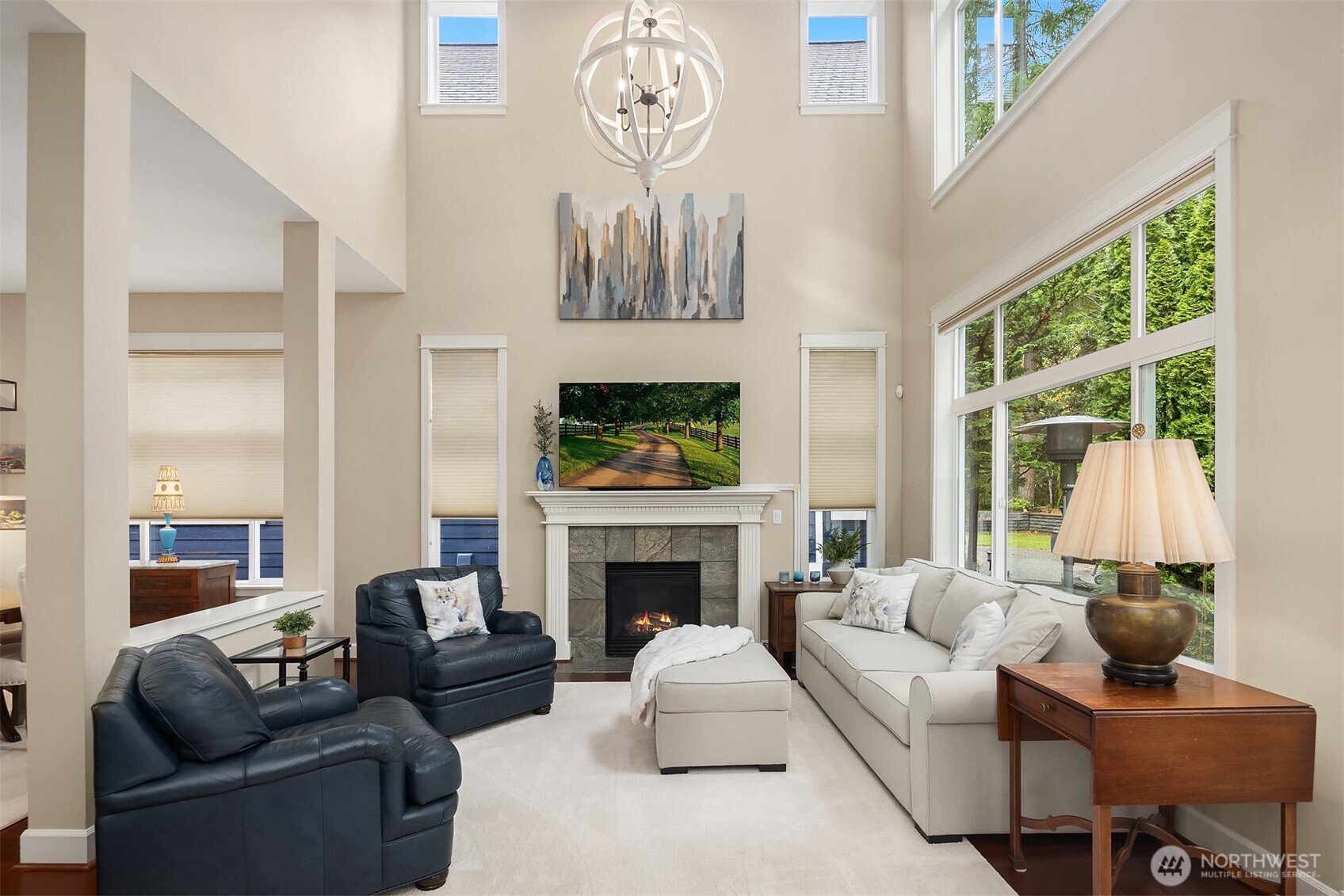 Soaring Ceiling with wall of window to fully private greenbelt