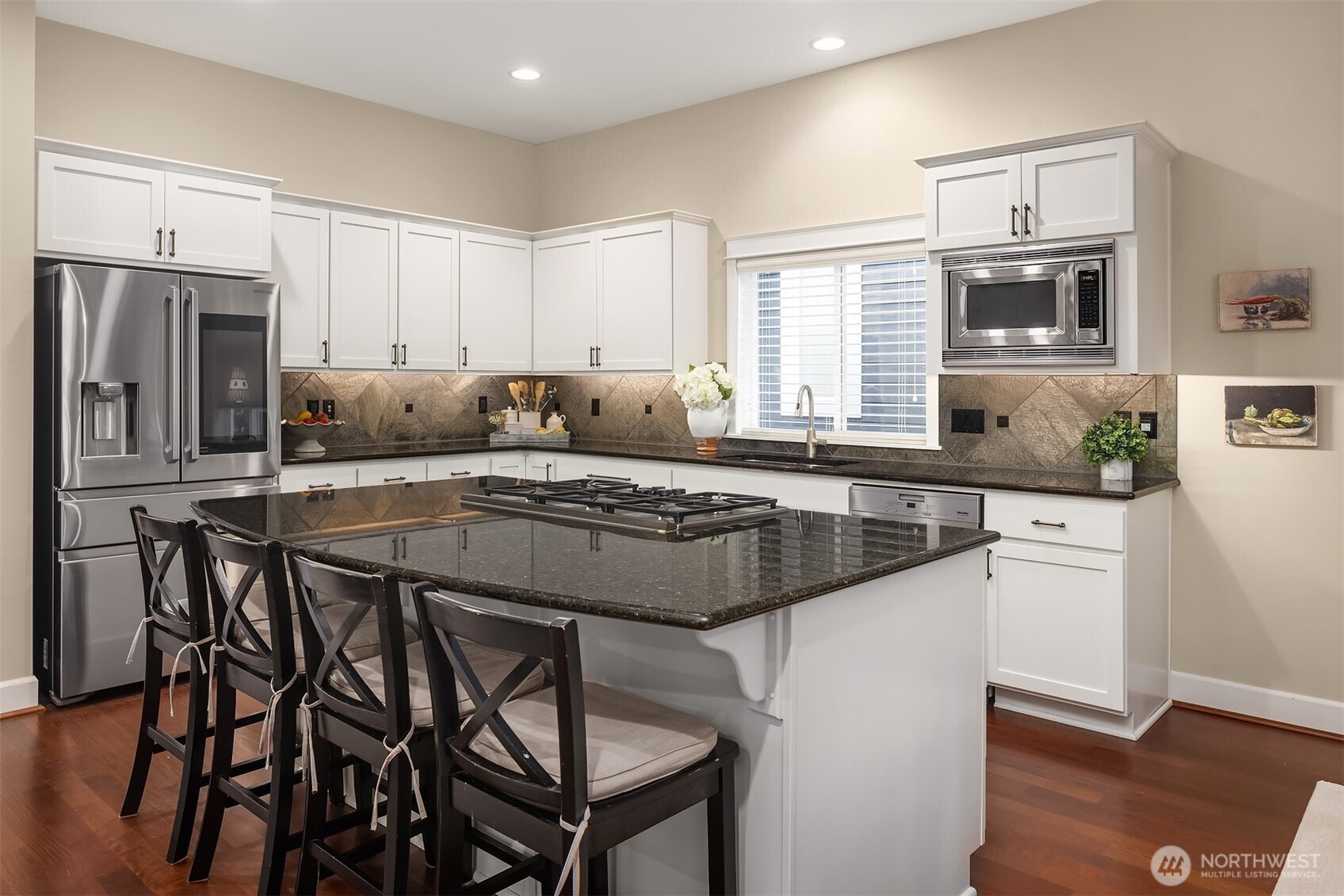 Kitchen Design perfect for a cook with friends
