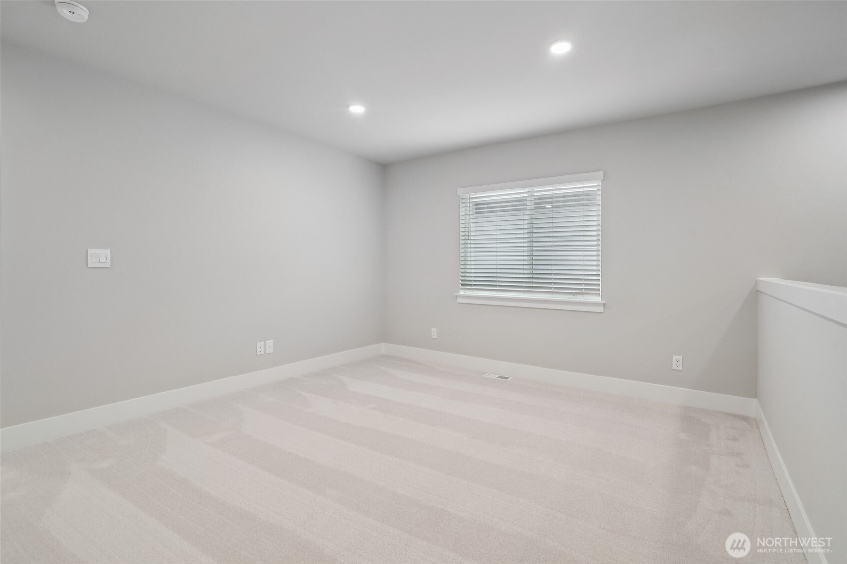 Photos are for representation only.  Features, colors and selections may differ from photograph. See site agent for details.