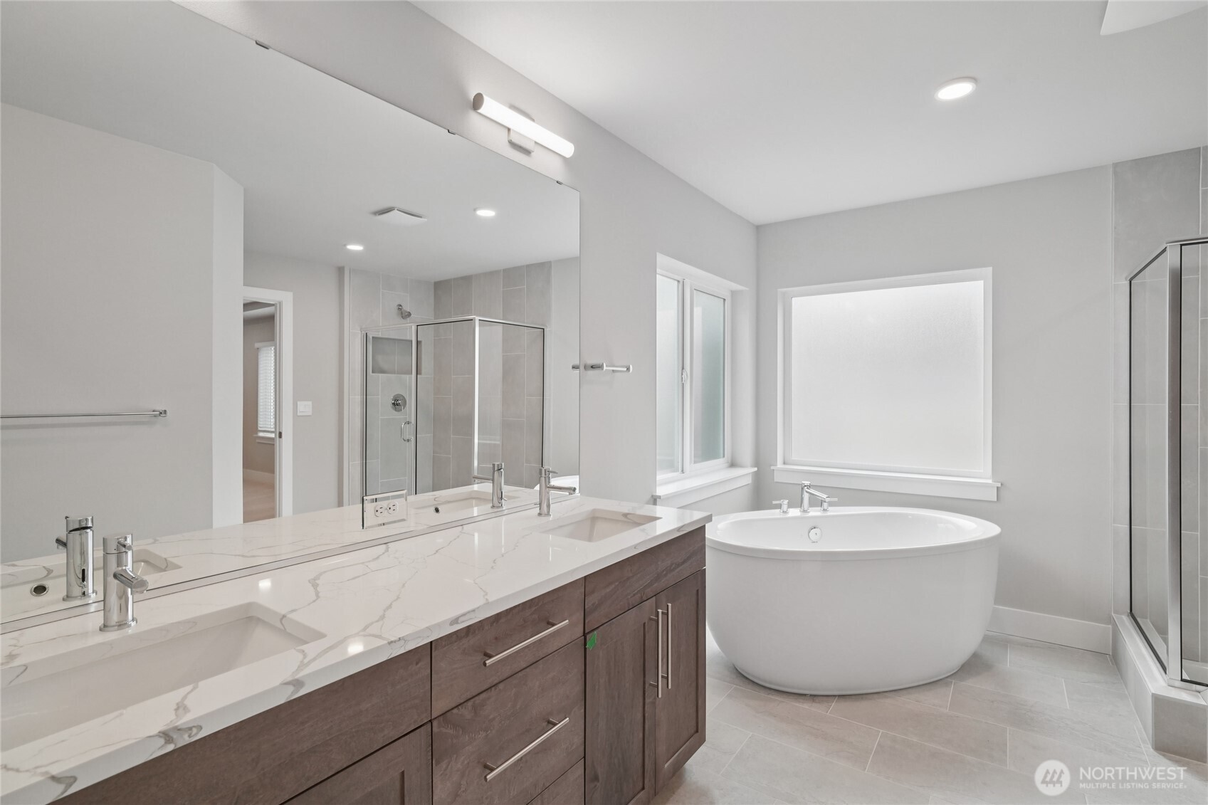 Photos are for representation only.  Features, colors and selections may differ from photograph. See site agent for details.