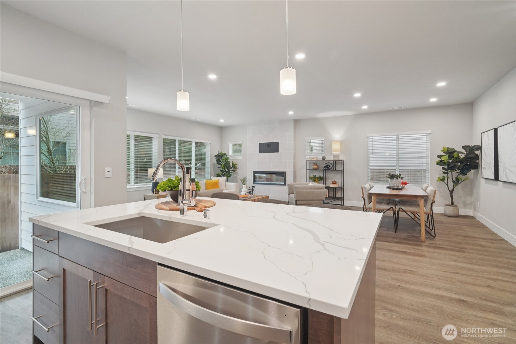 Photos are for representation only.  Features, colors and selections may differ from photograph. See site agent for details.