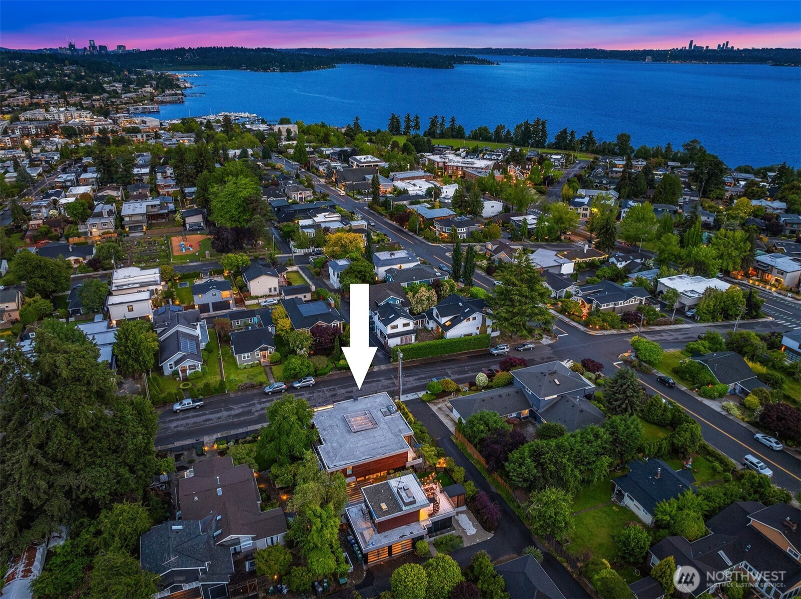 Incredible location with plenty of street parking and just a short stroll to neighborhood parks, craft coffee shops, numerous dining options and top rated schools.