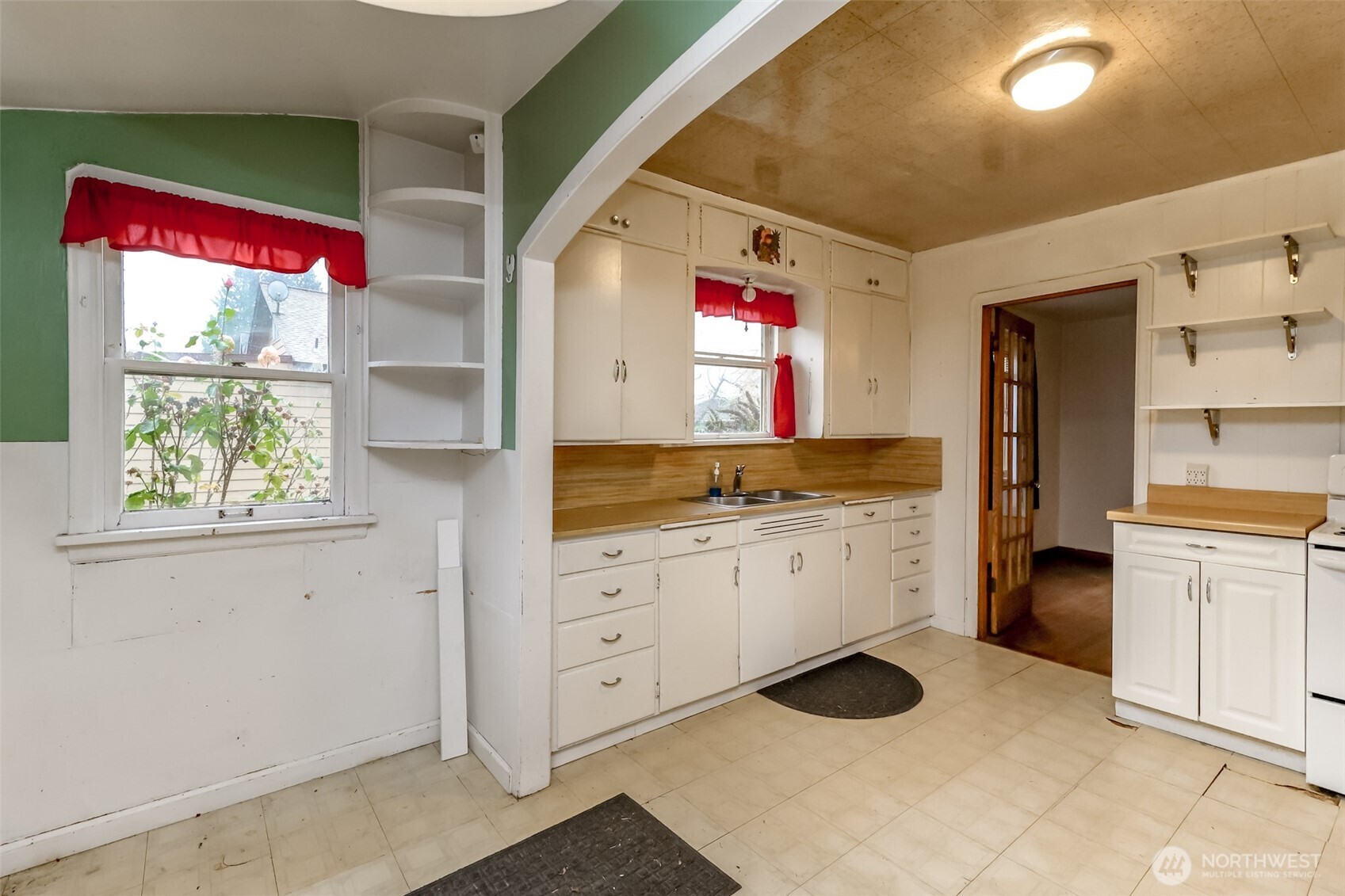 Great space for eat in kitchen