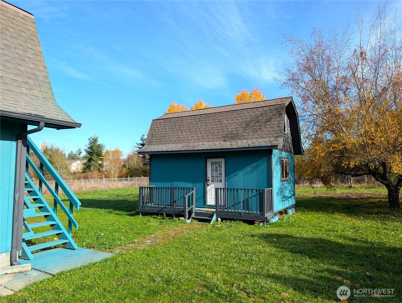 Outbuilding w/2 levels of dry storage.