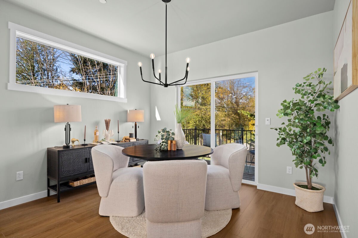 Photographs are for illustrative purposes only. Features, finishes, interior/exterior colors, landscaping and floorplan shown may vary from actual homes built.