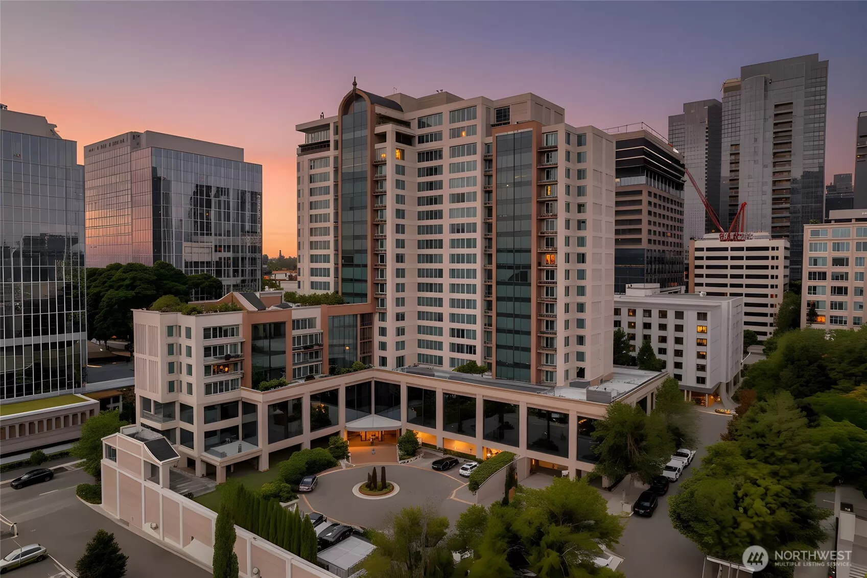 A spacious and elegant living room in the heart of downtown Bellevue, perfect for both relaxing and entertaining.