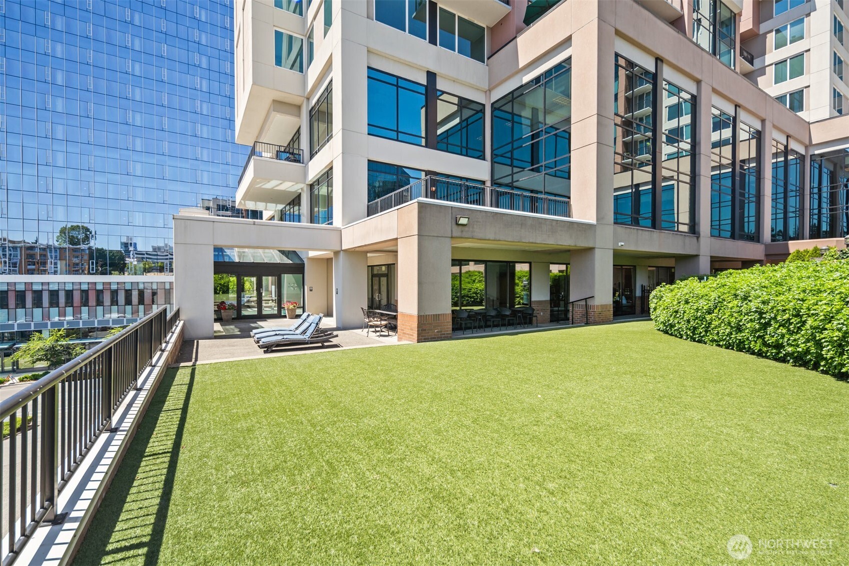 Convenient Guest Parking: Never worry about hosting again with 14 designated guest parking spaces, a rare and valuable amenity in downtown Bellevue.