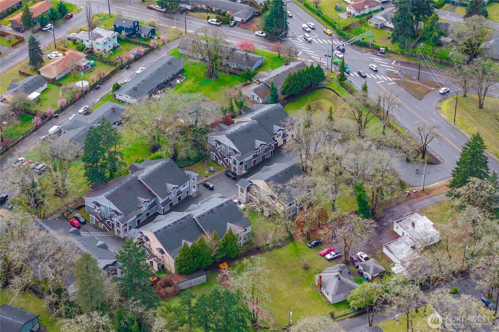 View of the Custer Oaks Condos
