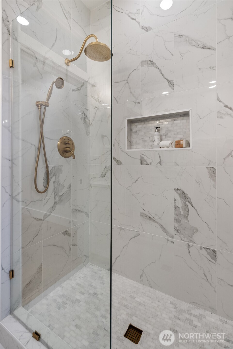 another perfect shower with all the luxury touches