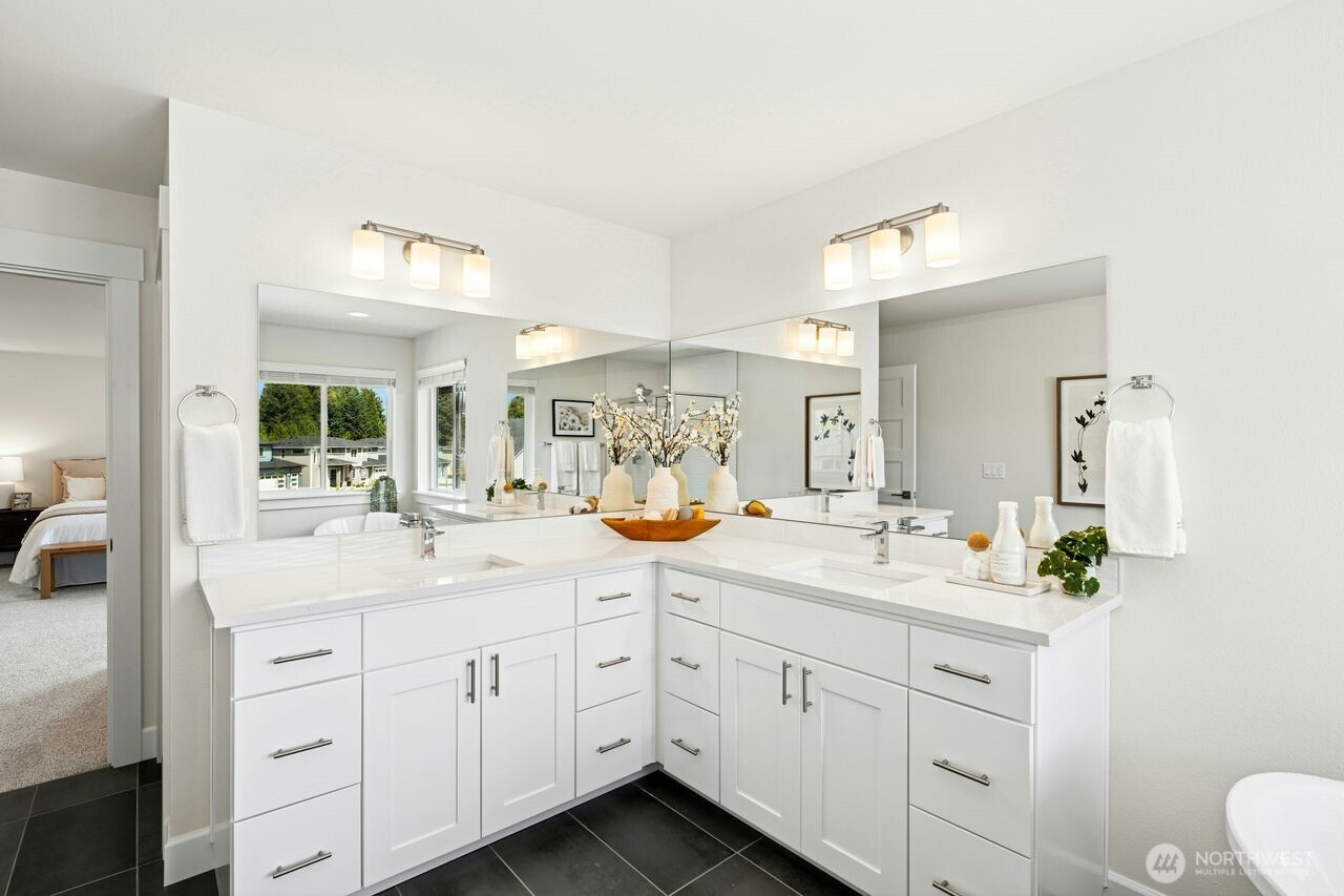 Pics for general layout.  Finishes will vary.  Please visist model home for finishes.