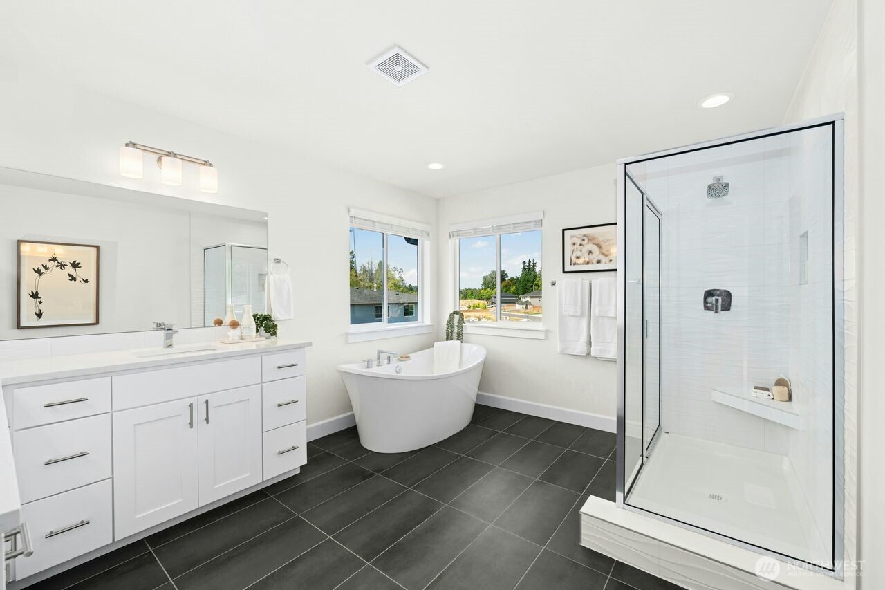 Pics for general layout.  Finishes will vary.  Please visist model home for finishes.