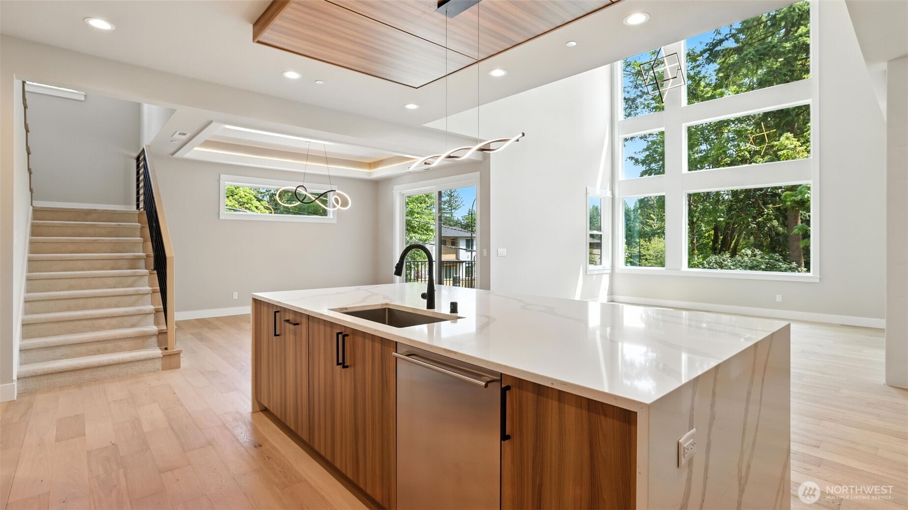 Flow effortlessly between the kitchen, dining room and the Great Room!