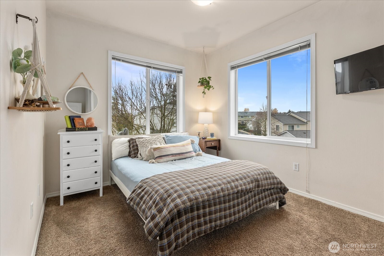2nd bedroom with lots of light. Bonus window being the end unit!