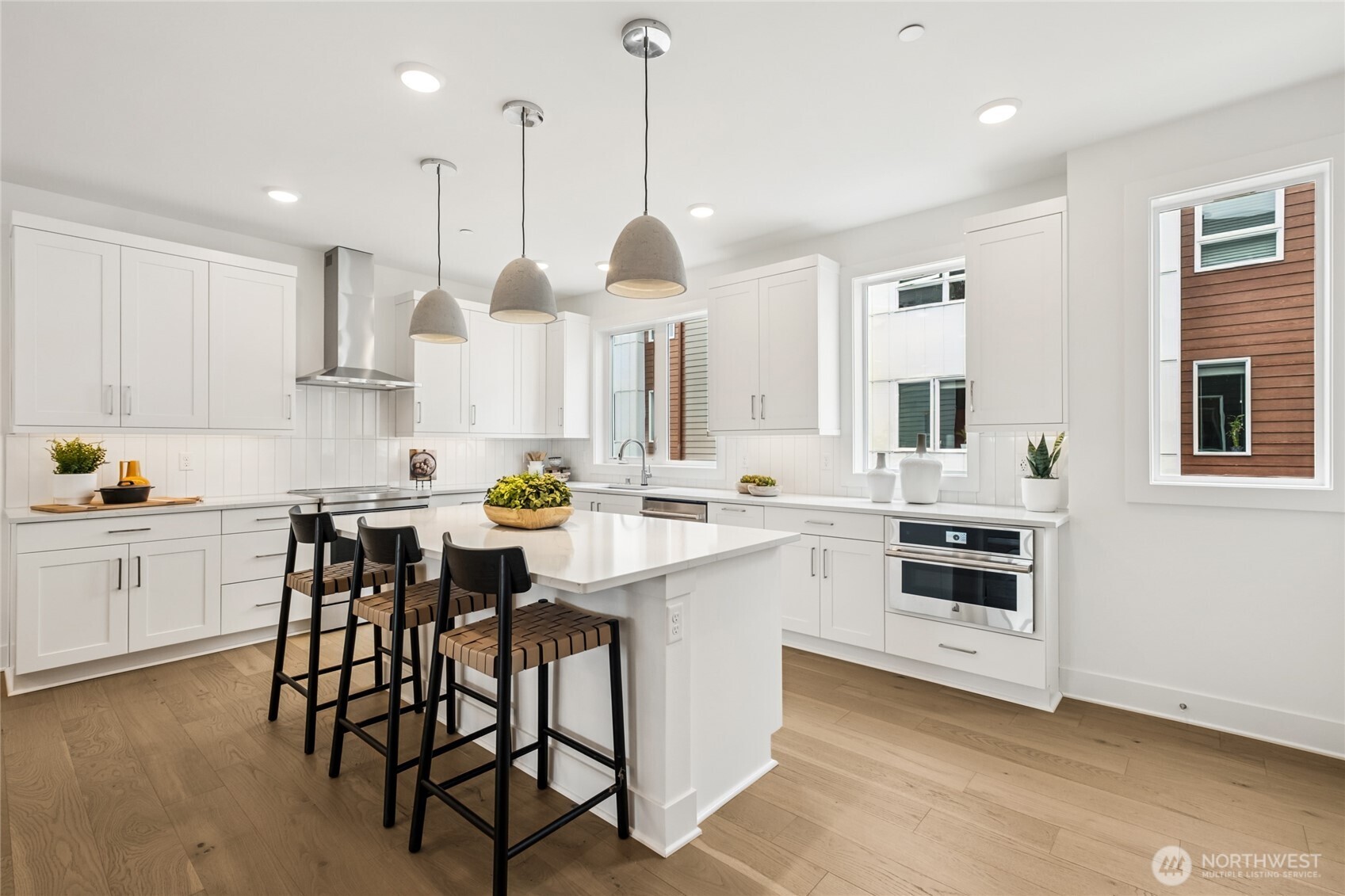 Pictures of Model Home. Not pictures of actual home. Features, colors, layout may vary.