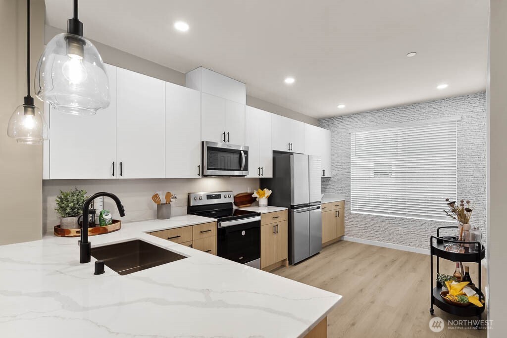 Photos are for representation only.  Features, colors, and selections may differ from photograph. See site agent for details.