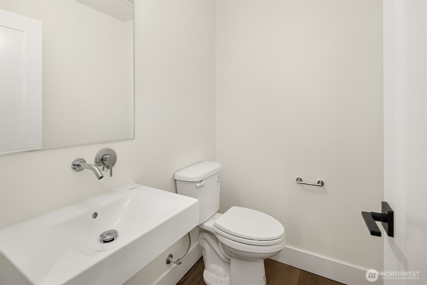 Photo of 4414 featuring similar floor plan and finishes