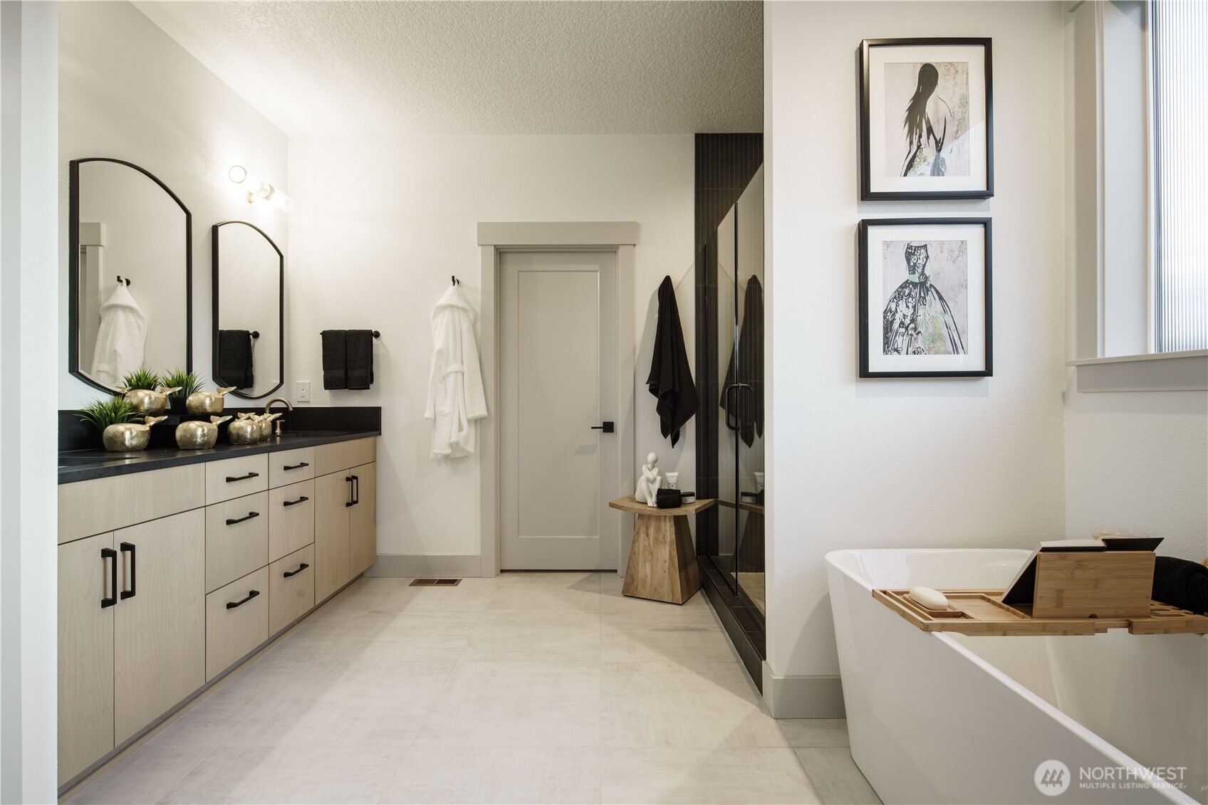 This photo/rendering is provided for illustrative purposes only. It does not depict the actual property, finishes, or furnishings, which may differ.