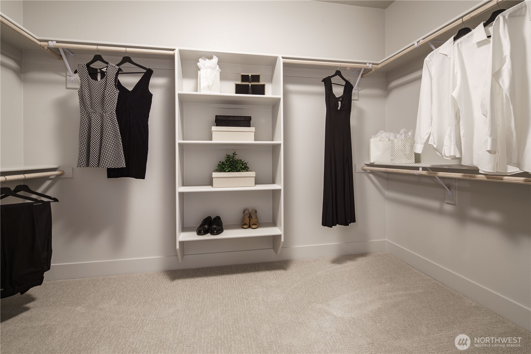 This photo/rendering is provided for illustrative purposes only. It does not depict the actual property, finishes, or furnishings, which may differ.